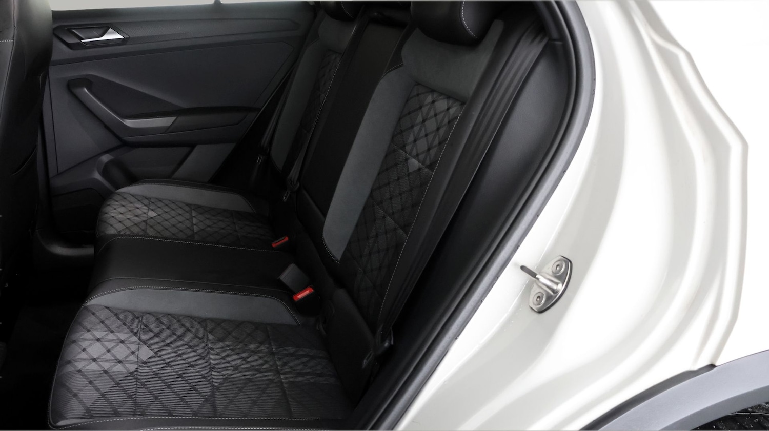 Used Volkswagen T-Roc 2024 for sale - 77298502: Photo 16