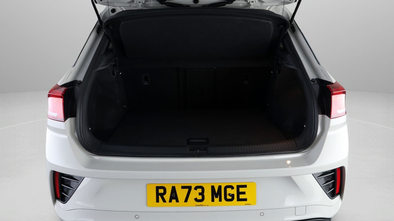 Used Volkswagen T-Roc 2024 for sale - 77298502: Photo 17