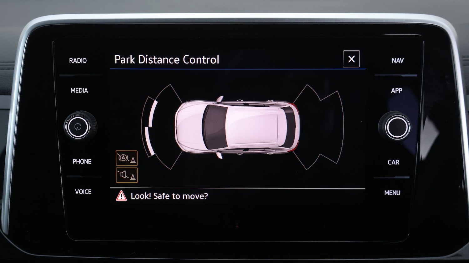 Used Volkswagen T-Roc 2024 for sale - 77298502: Photo 25