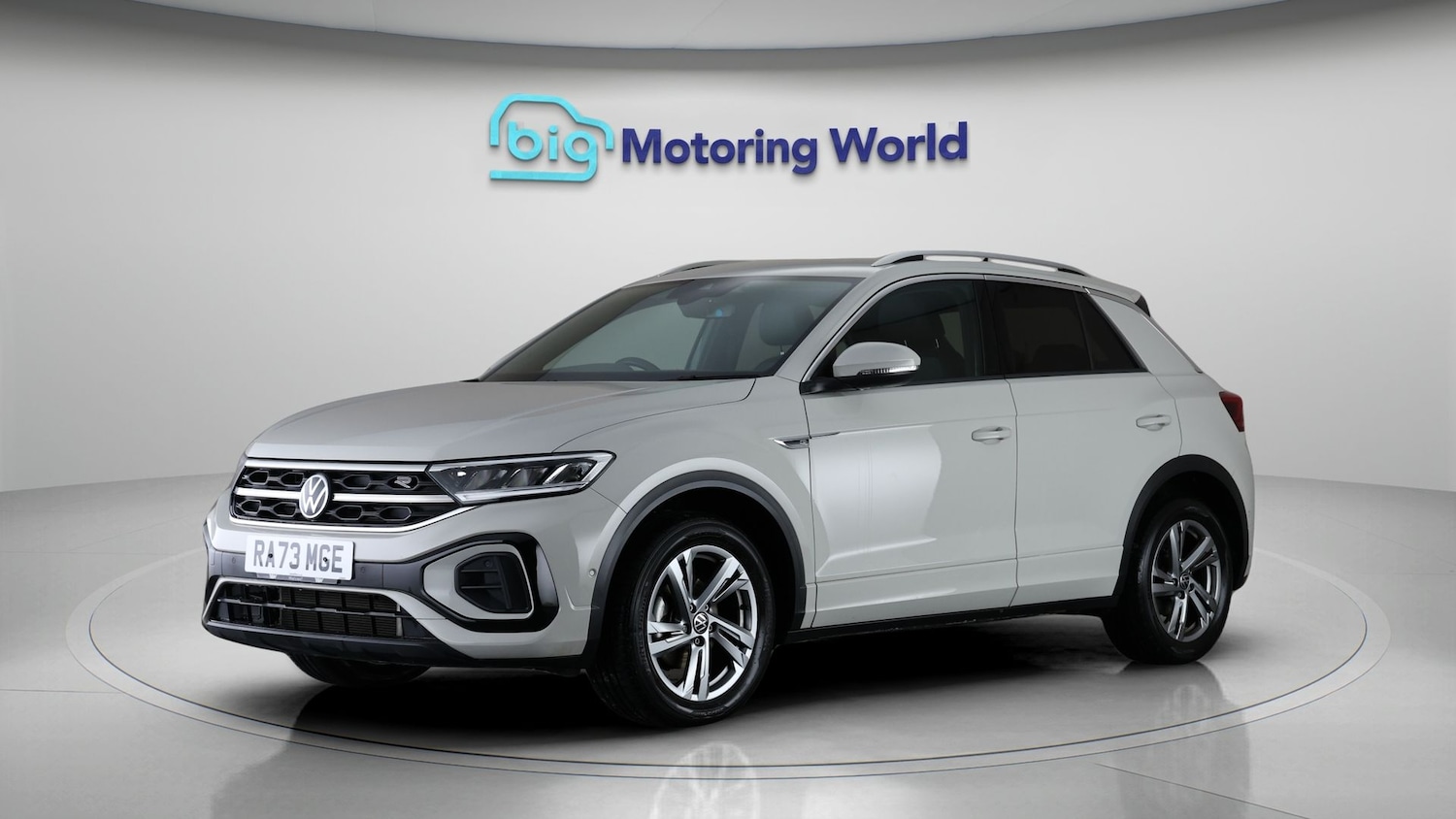 Used Volkswagen T-Roc 2024 for sale - 77298502: Photo 3