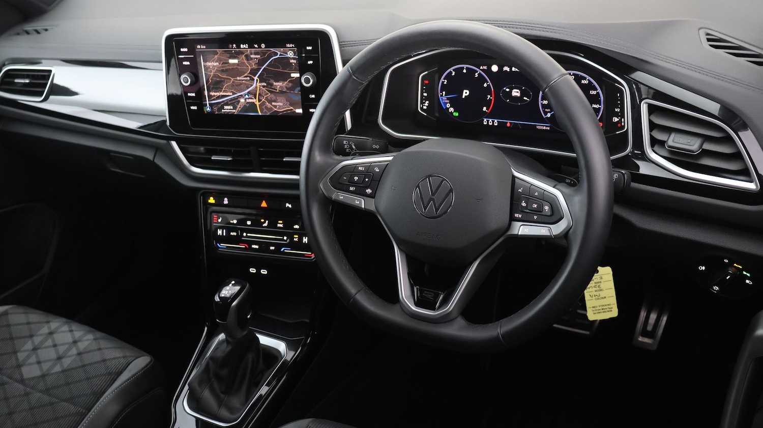 Used Volkswagen T-Roc 2024 for sale - 77298502: Photo 9