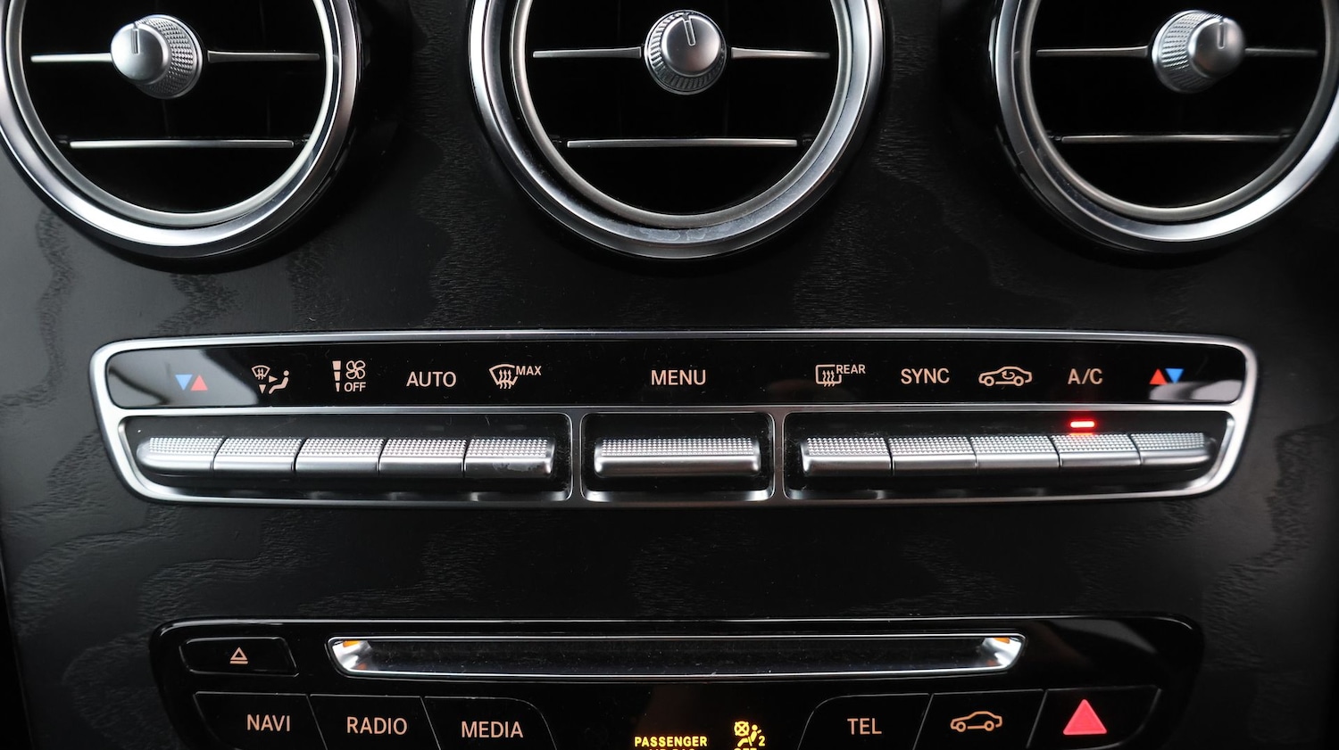 Used Mercedes-Benz GLC 2019 for sale - 77638568: Photo 11