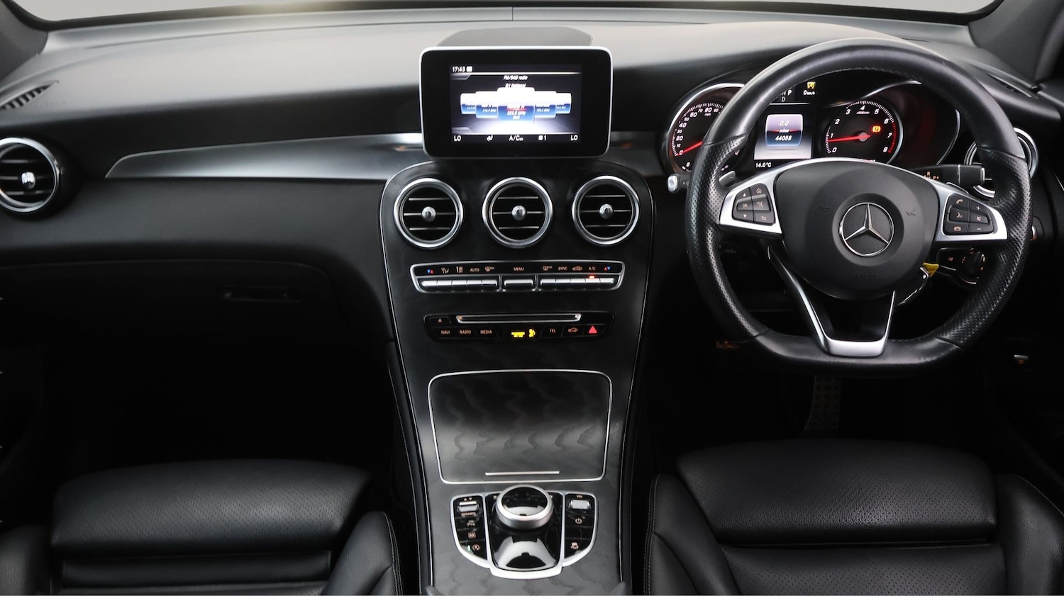 Used Mercedes-Benz GLC 2019 for sale - 77638568: Photo 12