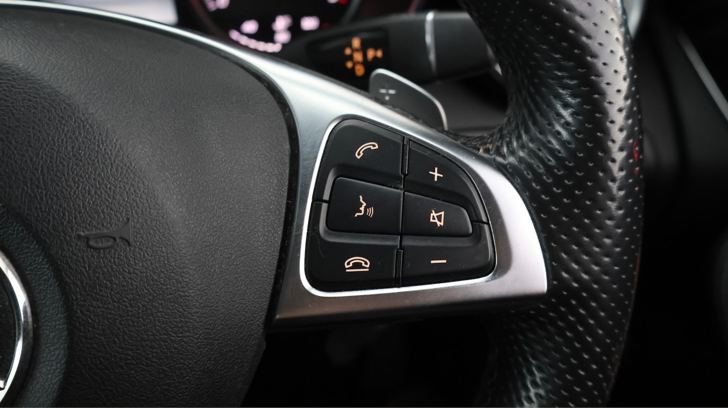 Used Mercedes-Benz GLC 2019 for sale - 77638568: Photo 23