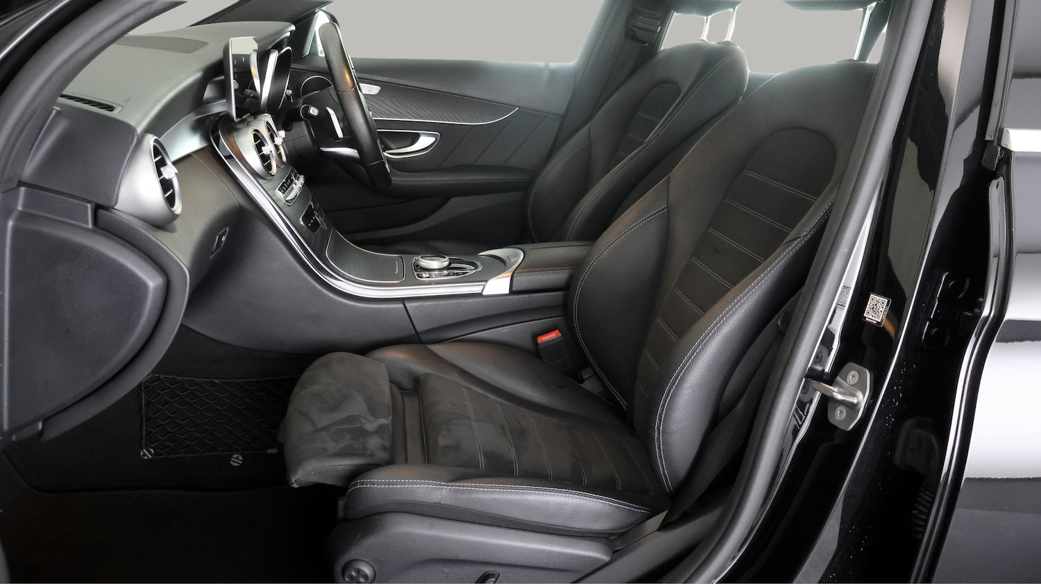 Used Mercedes-Benz C Class 2019 for sale - 77704222: Photo 14