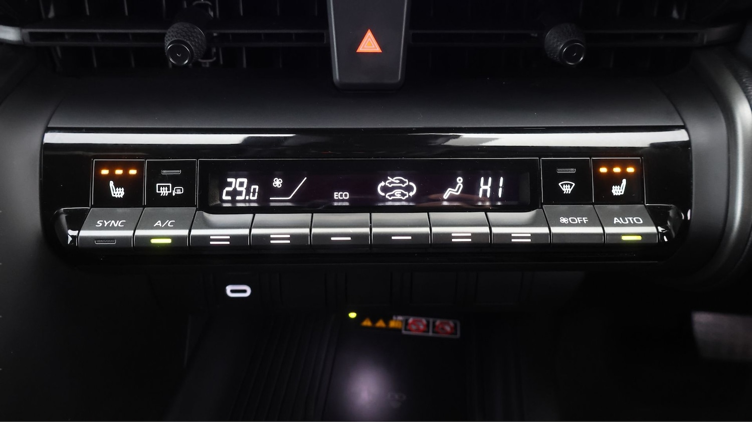 Used Toyota C-HR 2024 for sale - 77357522: Photo 11