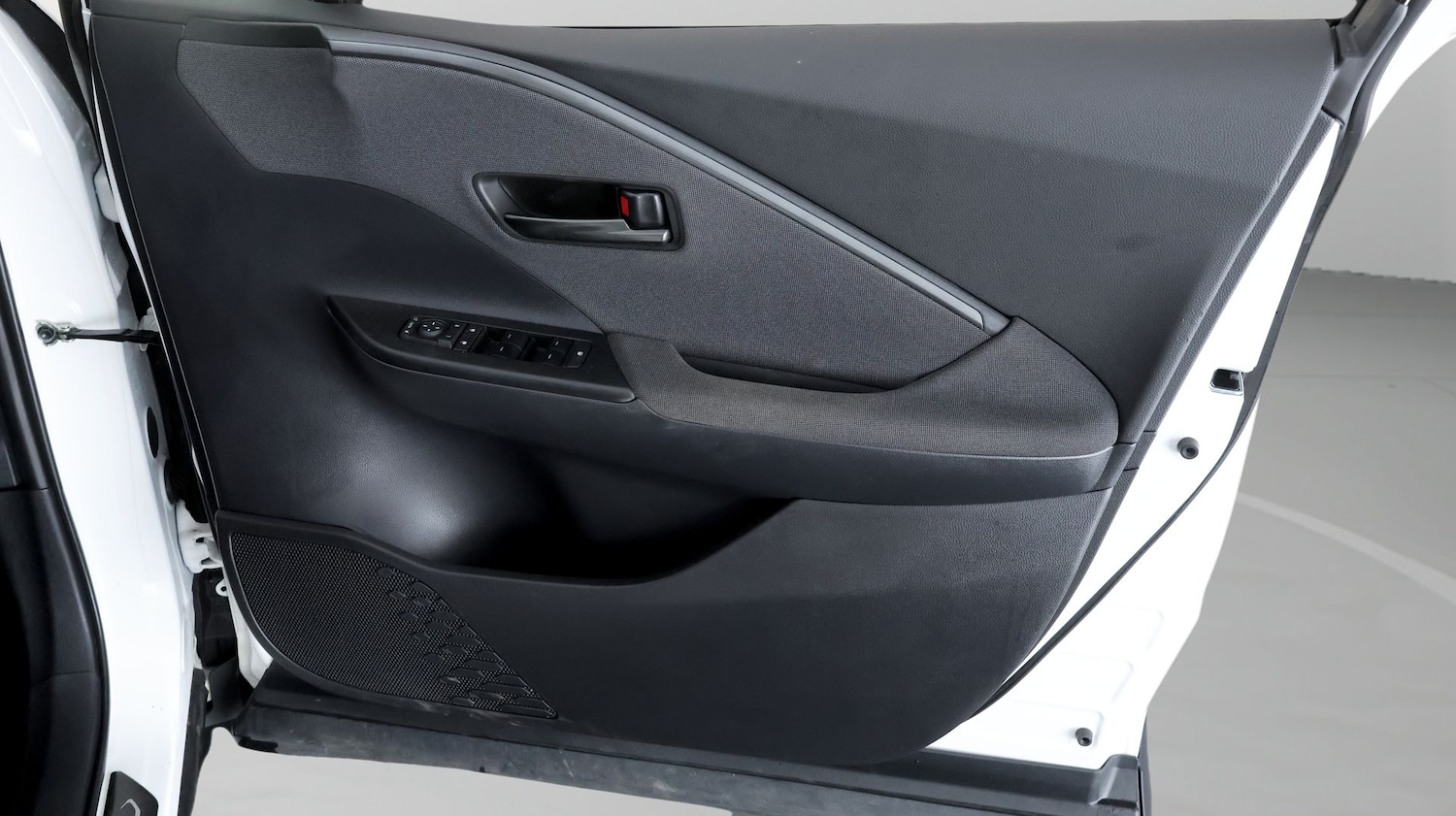 Used Toyota C-HR 2024 for sale - 77357522: Photo 14