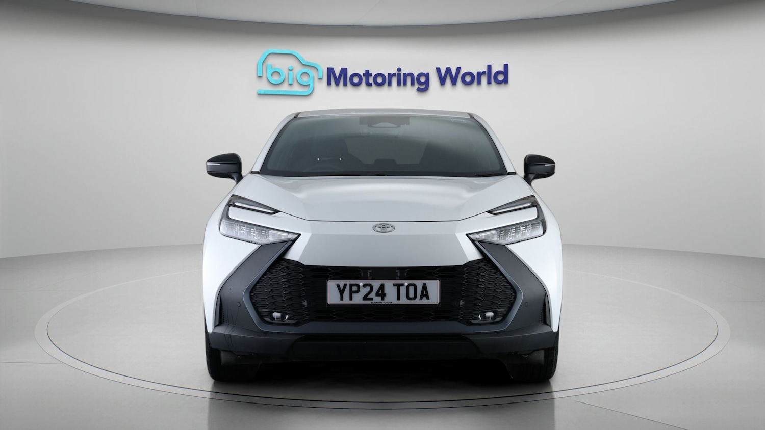Used Toyota C-HR 2024 for sale - 77357522: Photo 2