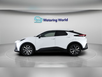 Used Toyota C-HR 2024 for sale - 77357522: Photo