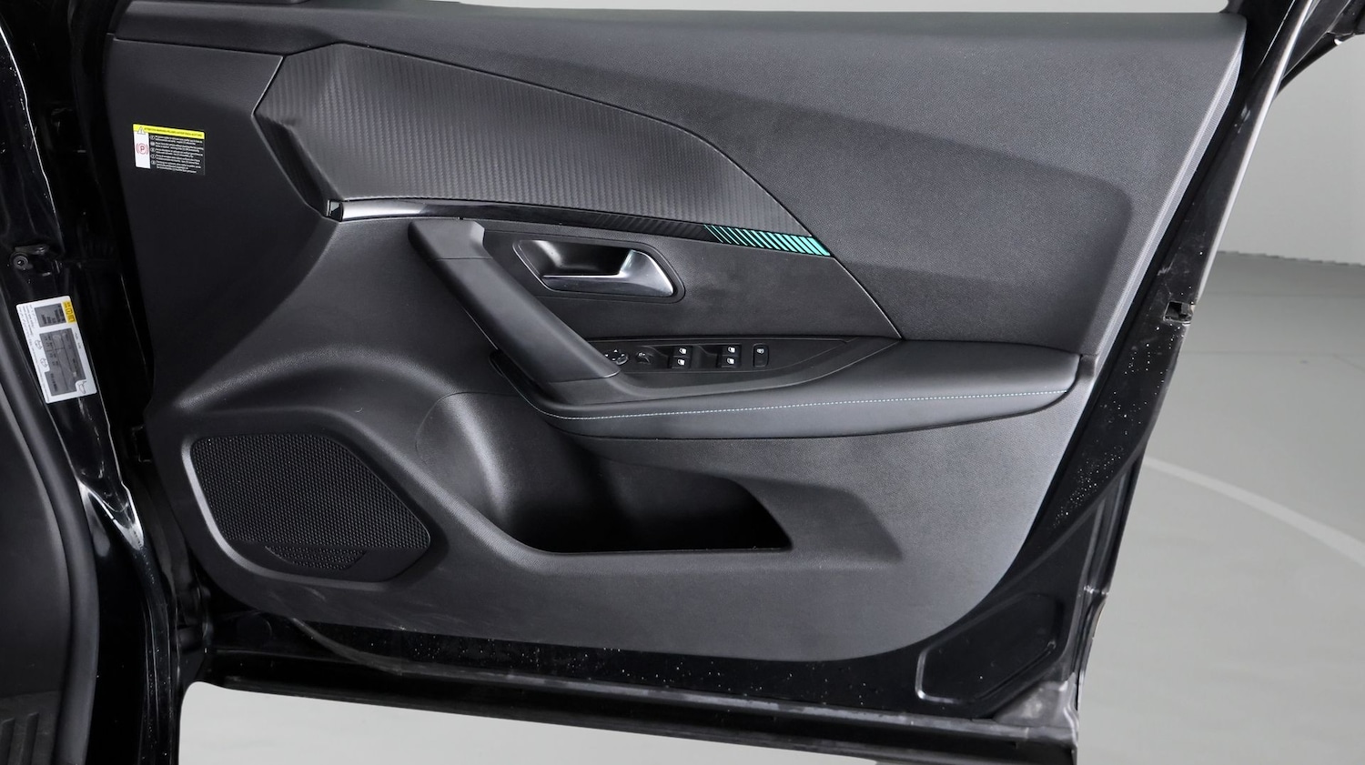 Used Peugeot 2008 2021 for sale - 77690931: Photo 14