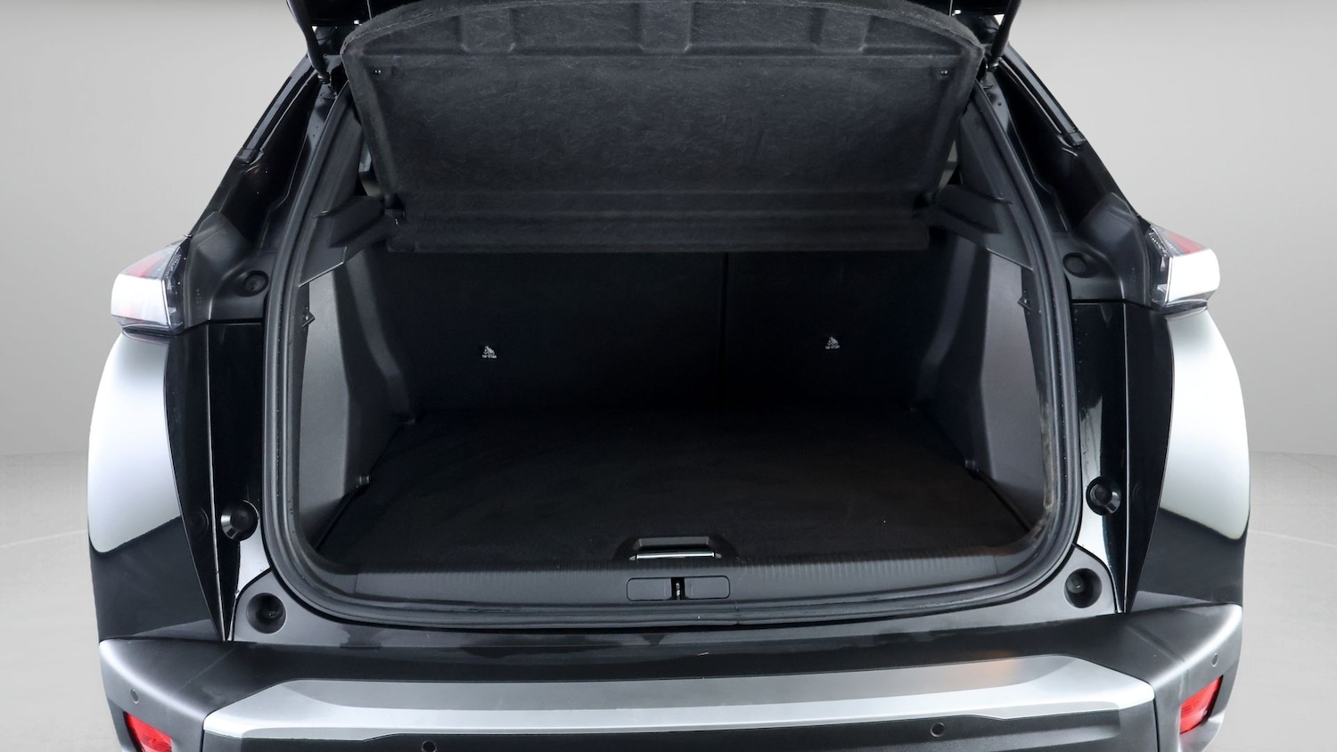 Used Peugeot 2008 2021 for sale - 77690931: Photo 16