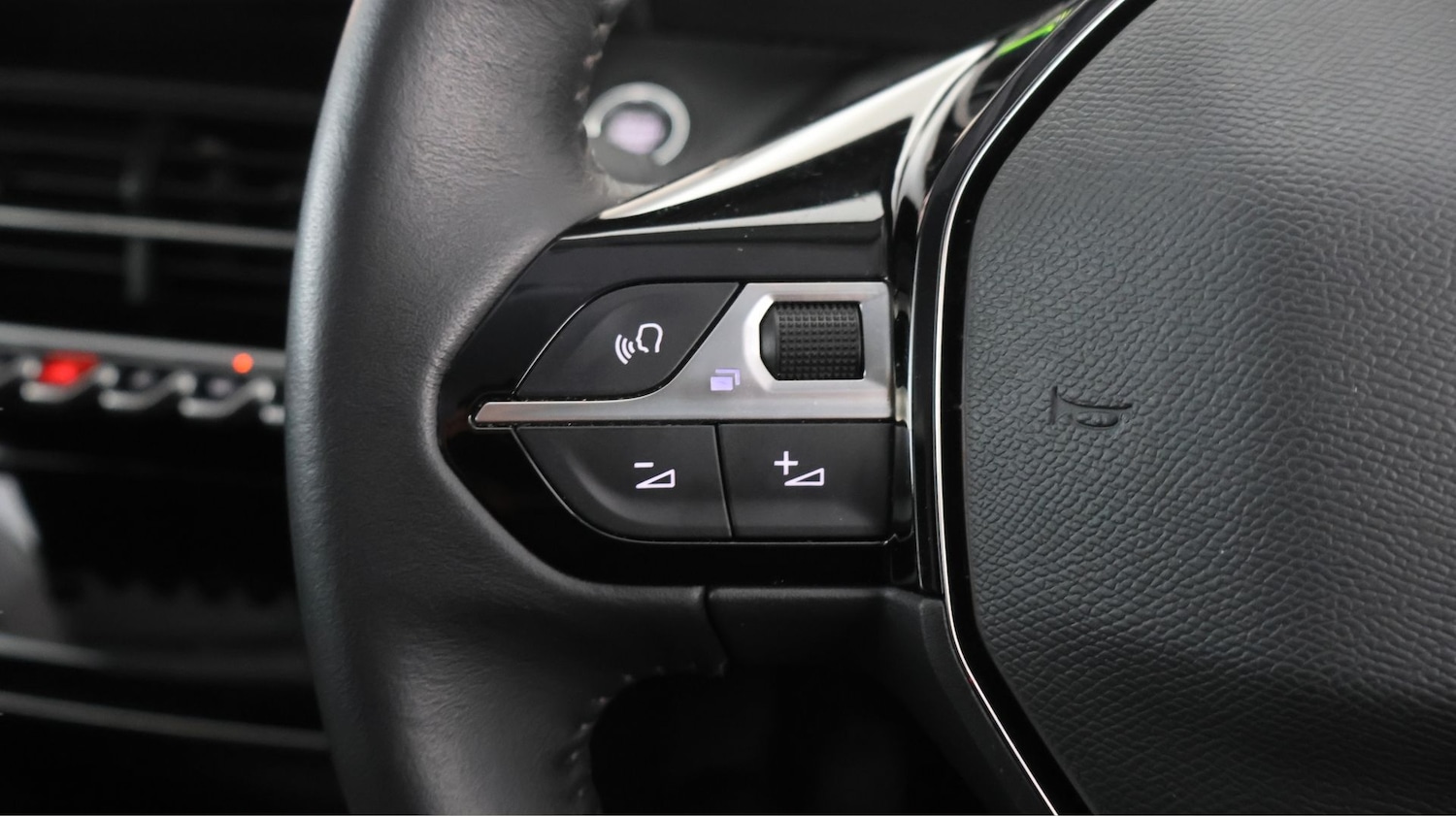 Used Peugeot 2008 2021 for sale - 77690931: Photo 20