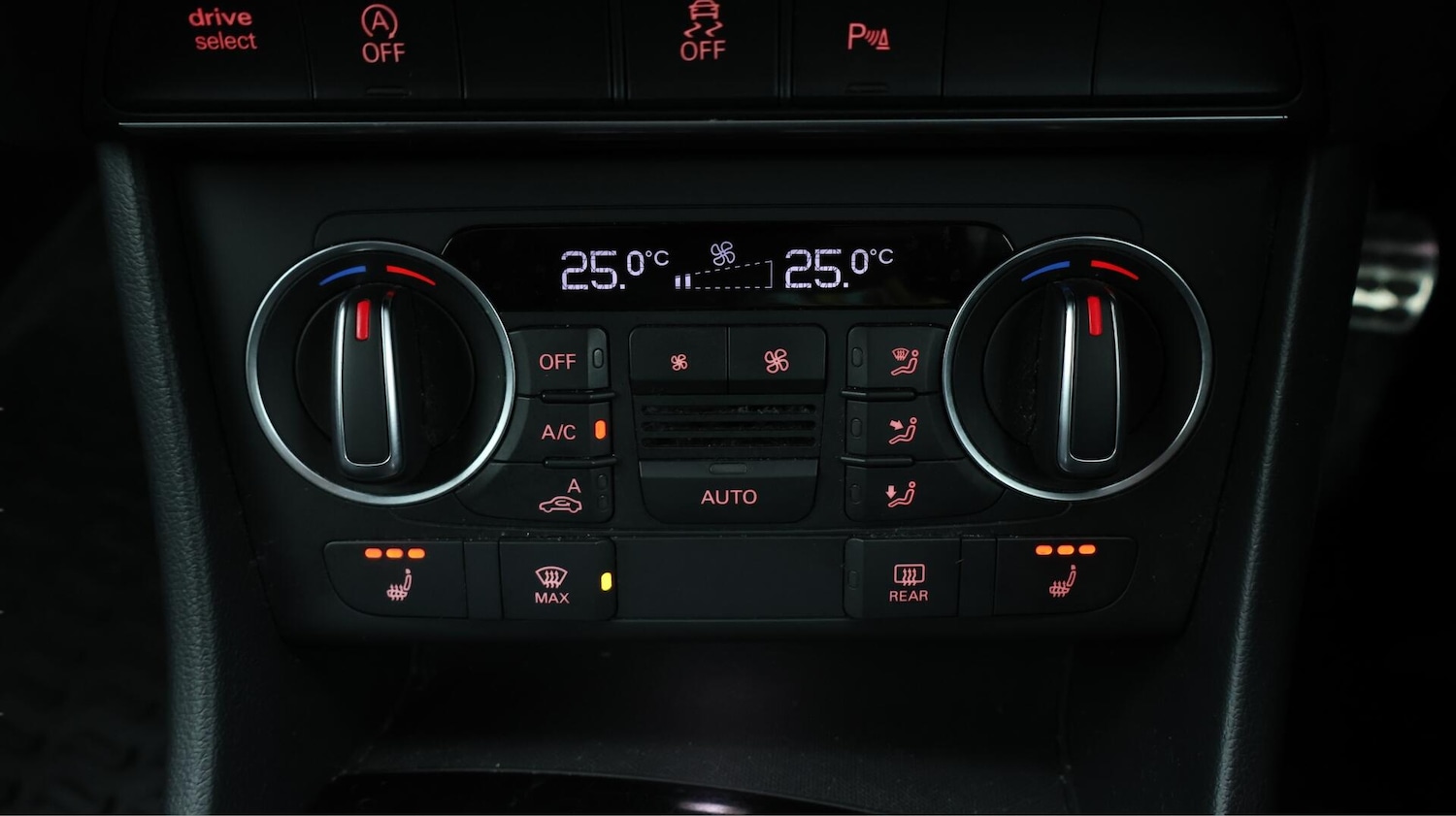 Used Audi Q3 2018 for sale - 76714293: Photo 13