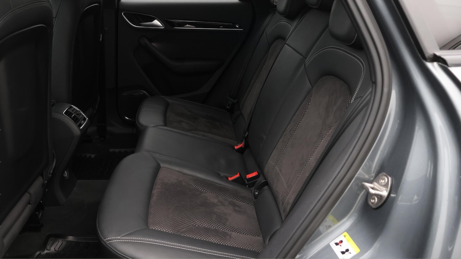 Used Audi Q3 2018 for sale - 76714293: Photo 17