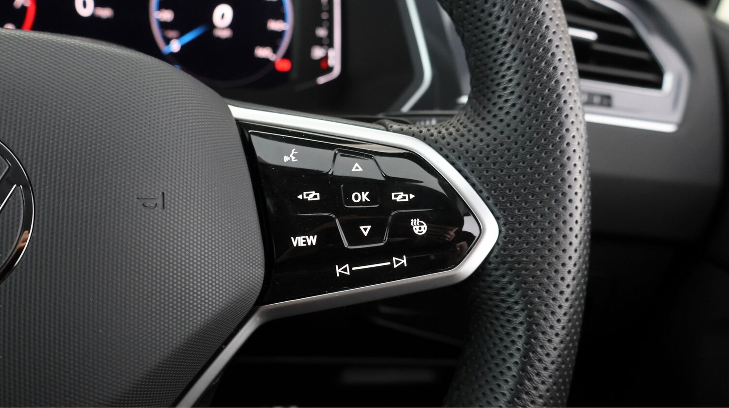 Used Volkswagen Tiguan 2024 for sale - 78087577: Photo 24