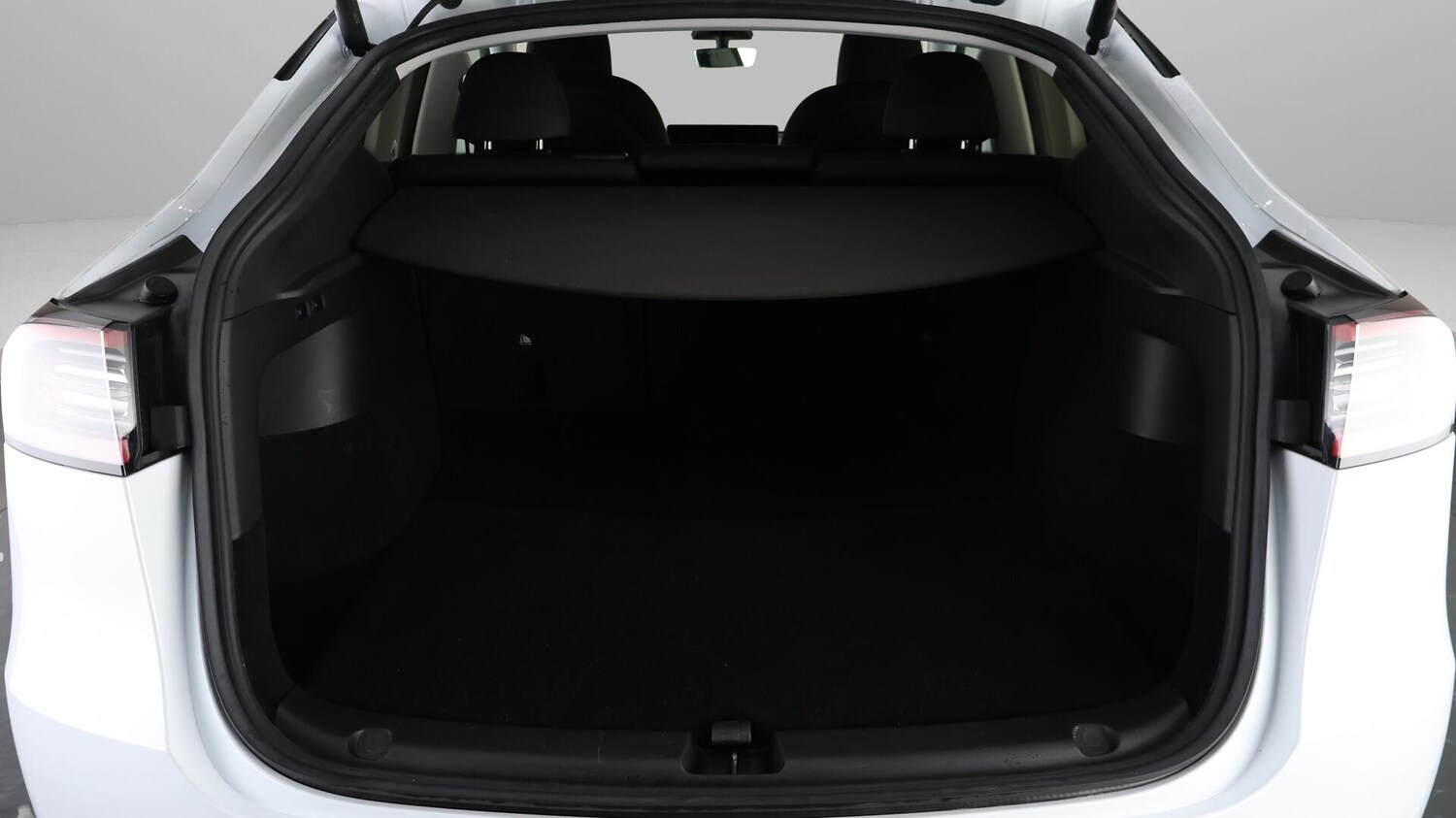 Used Tesla Model Y 2022 for sale - 76735393: Photo 18