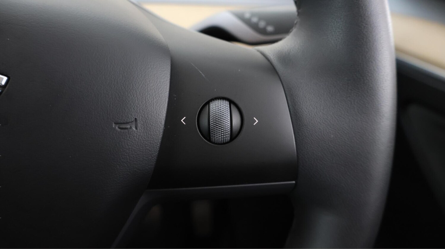 Used Tesla Model Y 2022 for sale - 76735393: Photo 24