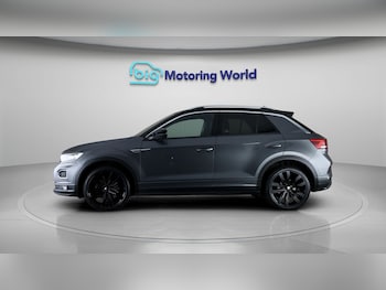 Used Volkswagen T-Roc 2021 for sale - 79460058: Photo