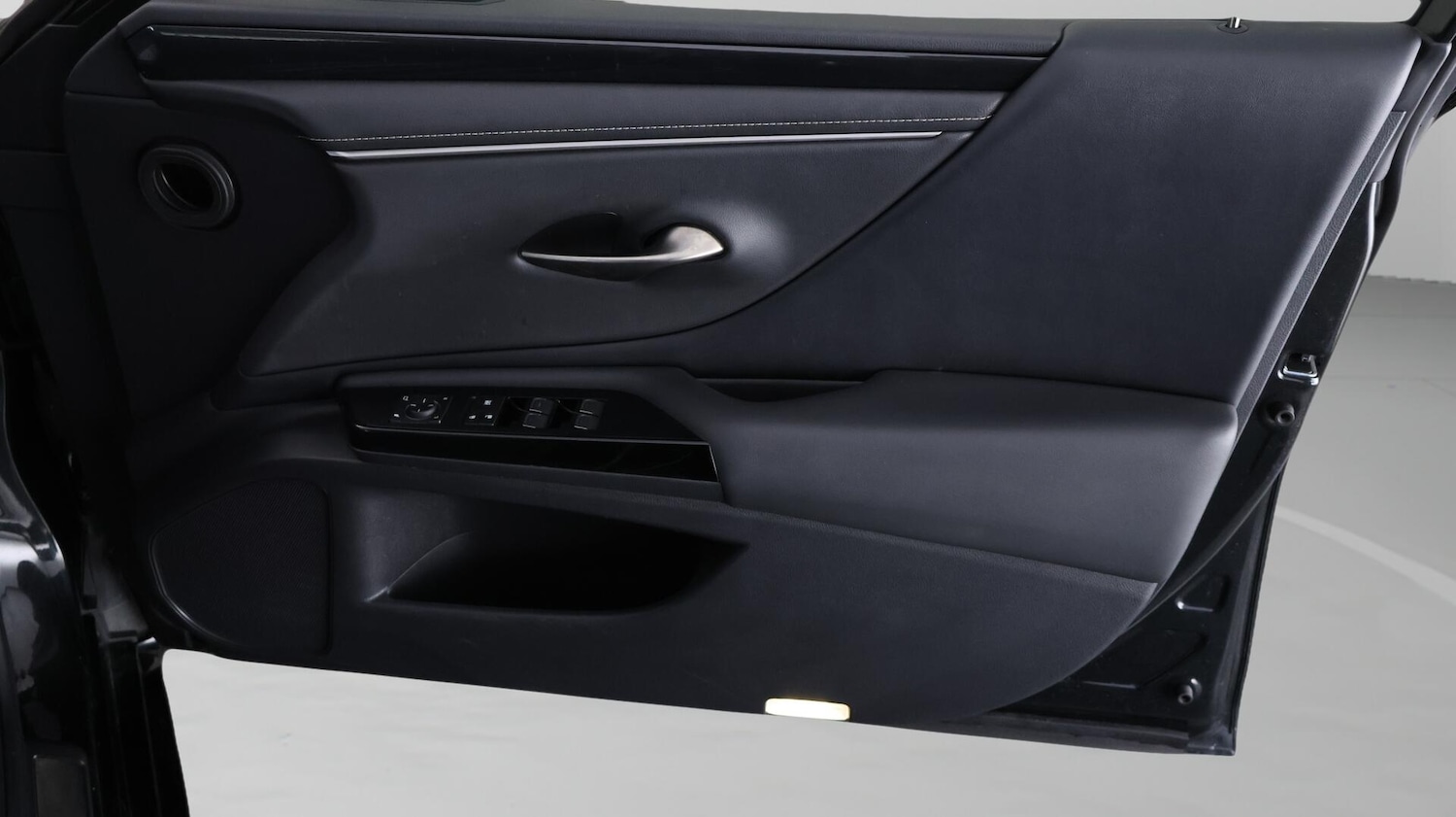 Used Lexus ES 2022 for sale - 76597230: Photo 16