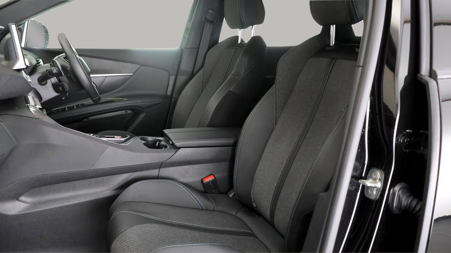 Used Peugeot 3008 2024 for sale - 77968960: Photo 14