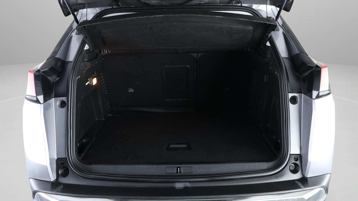 Used Peugeot 3008 2020 for sale - 76433039: Photo 18