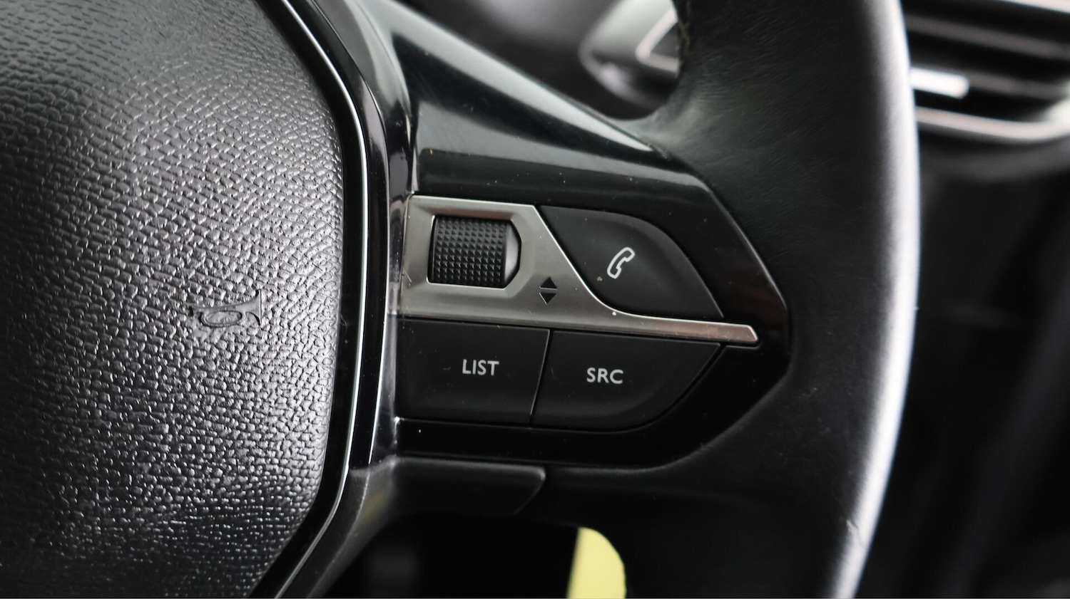 Used Peugeot 3008 2020 for sale - 76433039: Photo 24