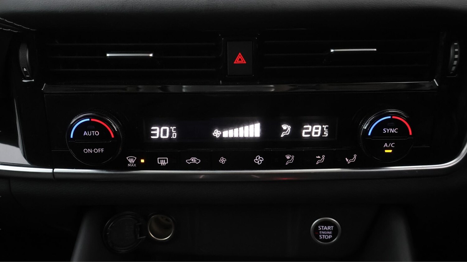 Used Nissan Qashqai 2022 for sale - 77367533: Photo 11