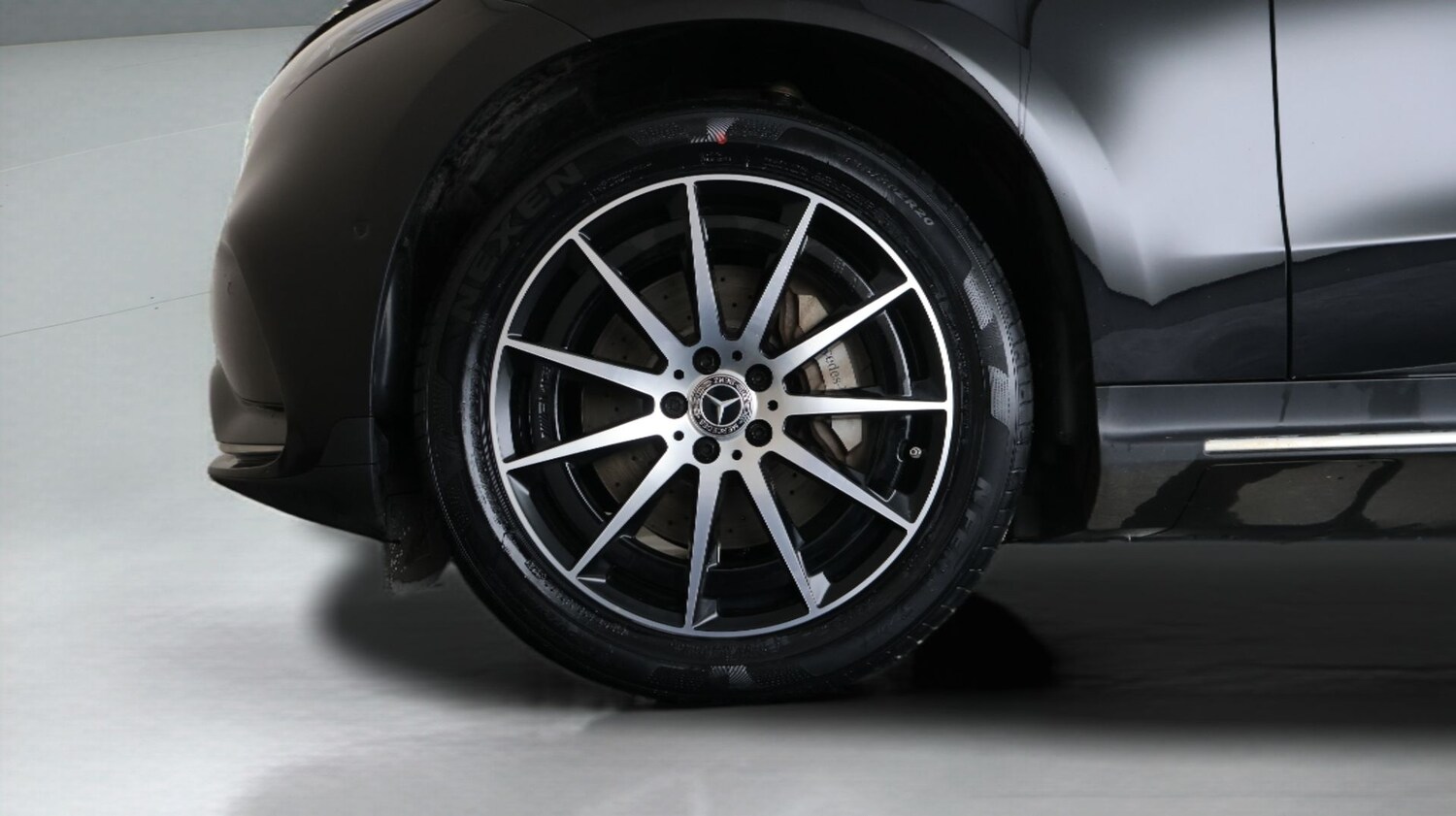 Used Mercedes-Benz EQC 2020 for sale - 77467865: Photo 17