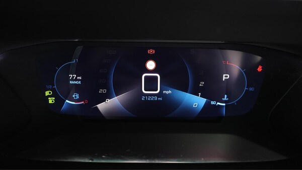 Used Peugeot 208 2023 for sale - 76296069: Photo 11
