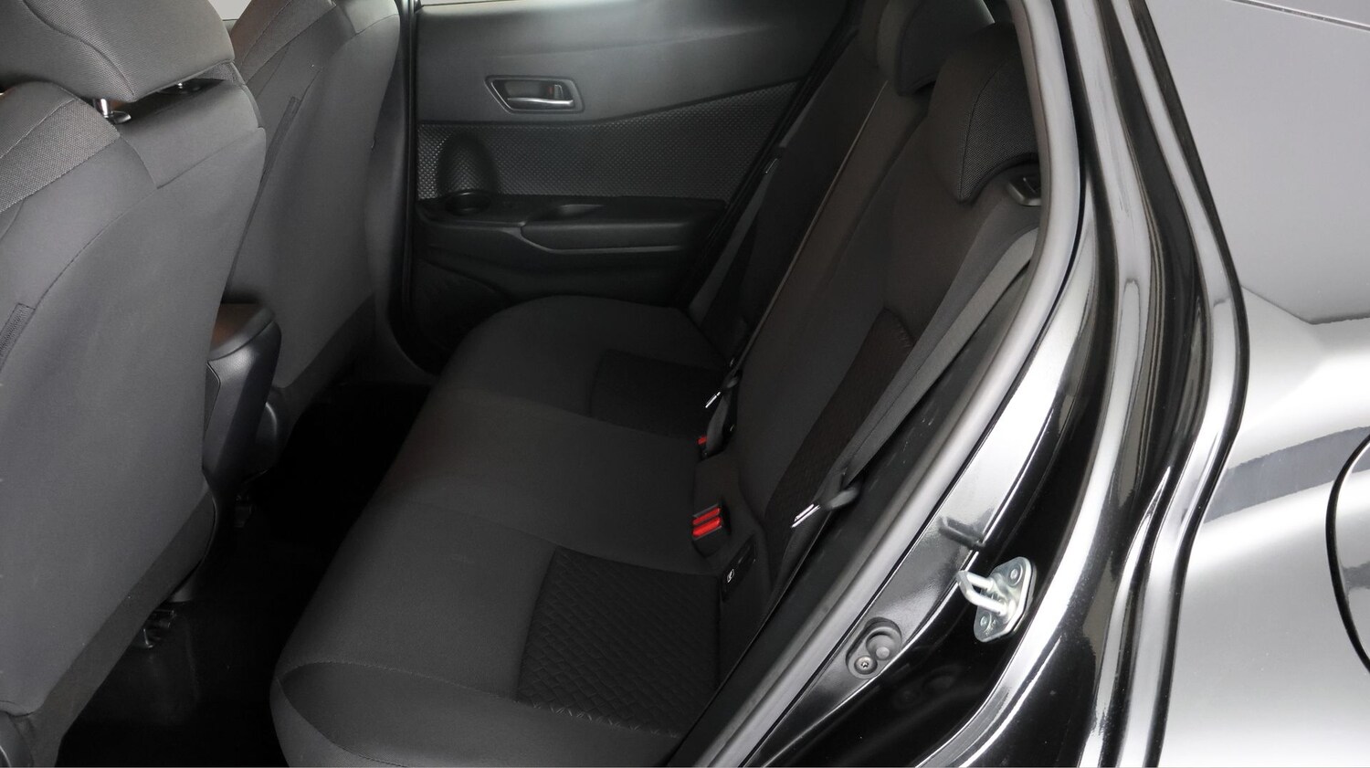 Used Toyota C-HR 2023 for sale - 77349974: Photo 15