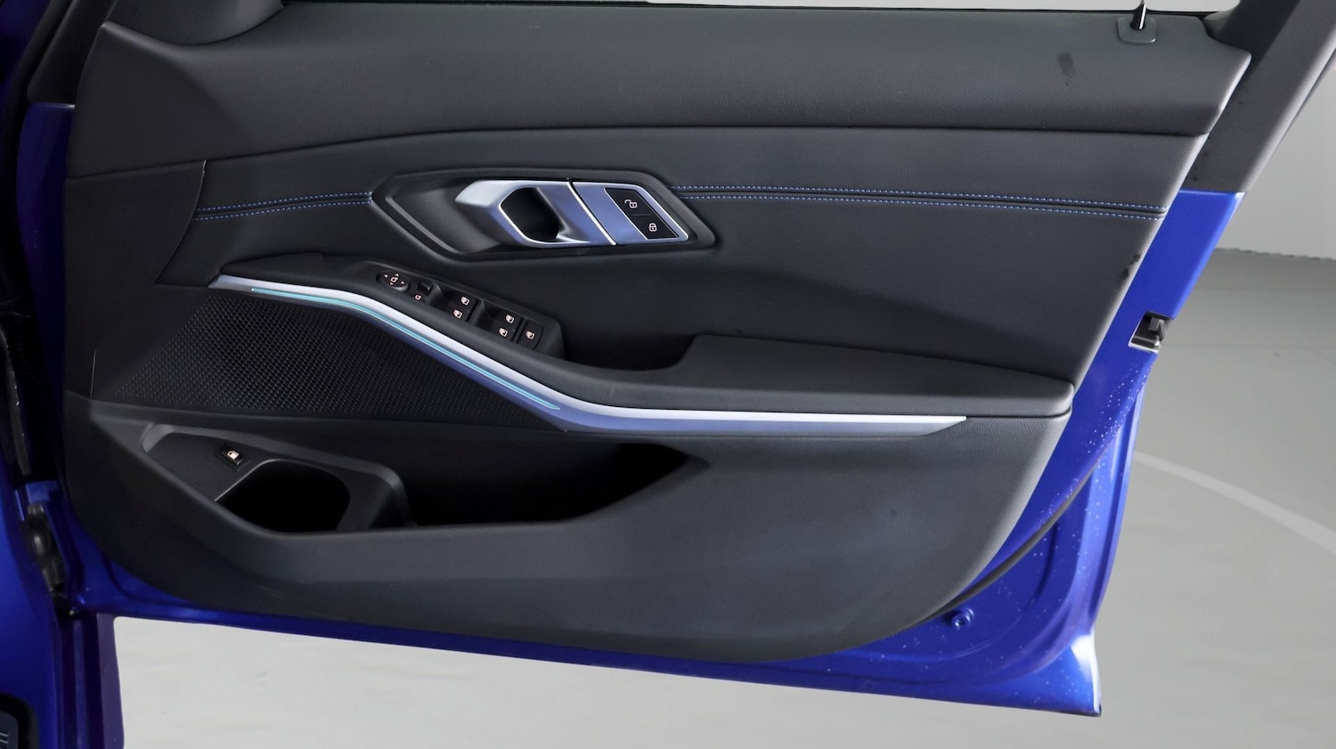 Used BMW 3 Series 2023 for sale - 77694511: Photo 15