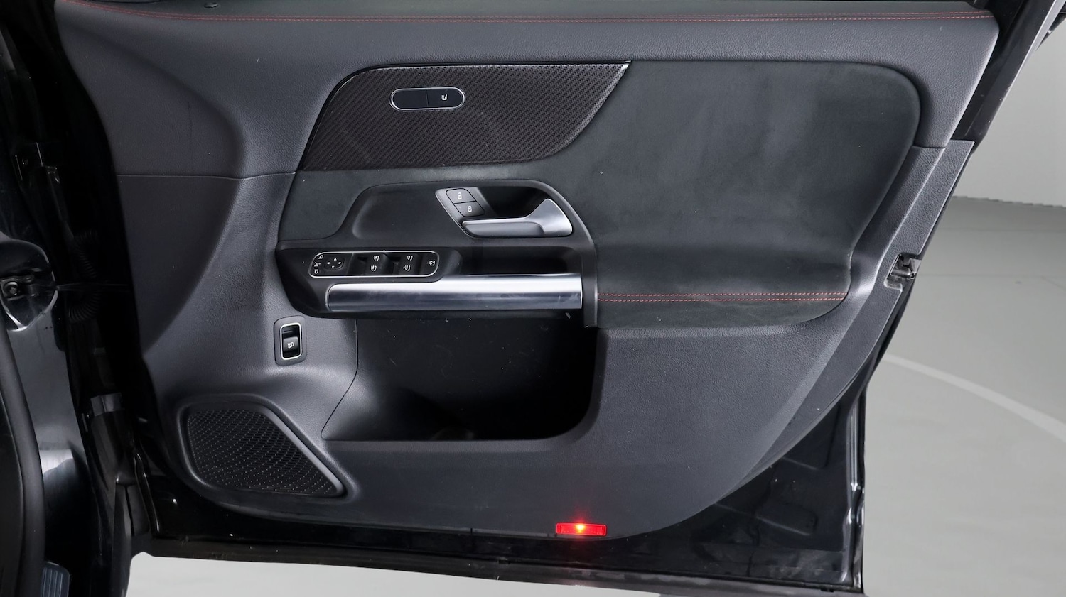 Used Mercedes-Benz GLA 2021 for sale - 77690936: Photo 15