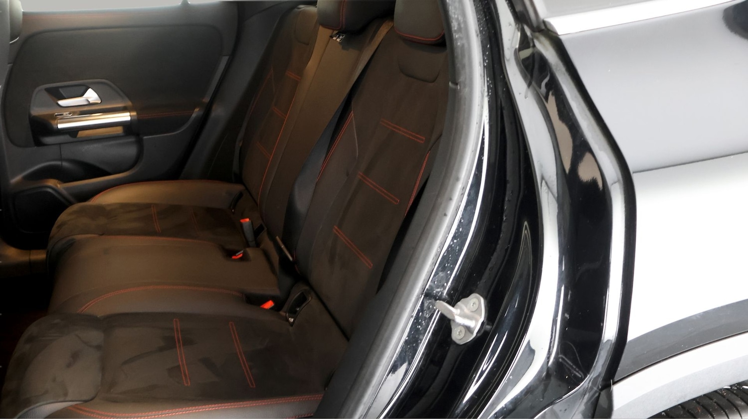 Used Mercedes-Benz GLA 2021 for sale - 77690936: Photo 16