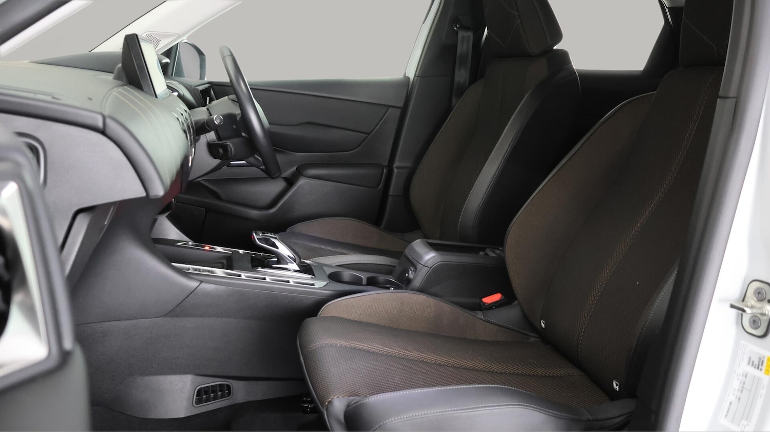 Used DS Automobiles DS 3 Crossback 2021 for sale - 76753264: Photo 14