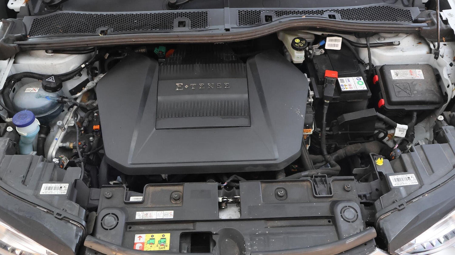 Used DS Automobiles DS 3 Crossback 2021 for sale - 76753264: Photo 19