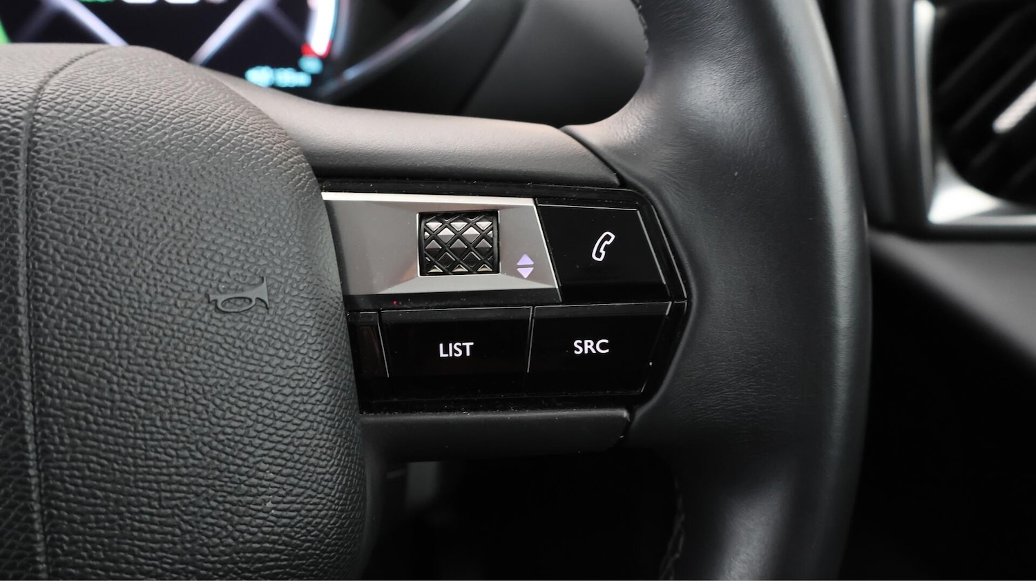 Used DS Automobiles DS 3 Crossback 2021 for sale - 76753264: Photo 23