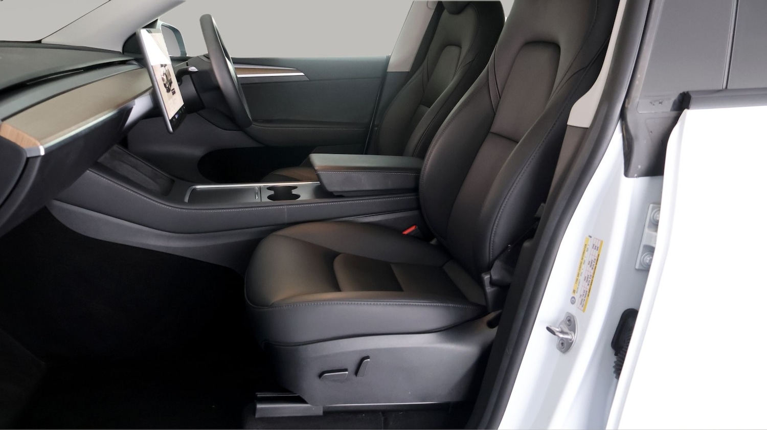 Used Tesla Model Y 2023 for sale - 77565328: Photo 14