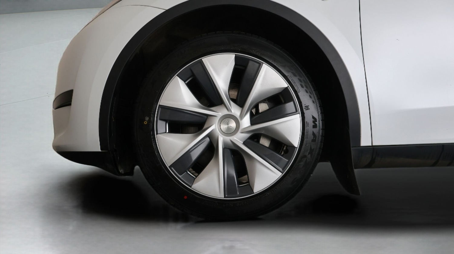 Used Tesla Model Y 2023 for sale - 77565328: Photo 18