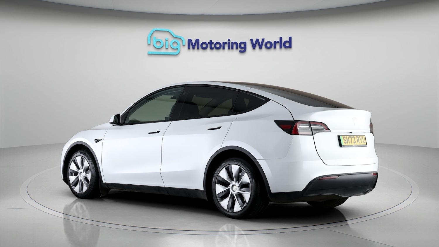 Used Tesla Model Y 2023 for sale - 77565328: Photo 5