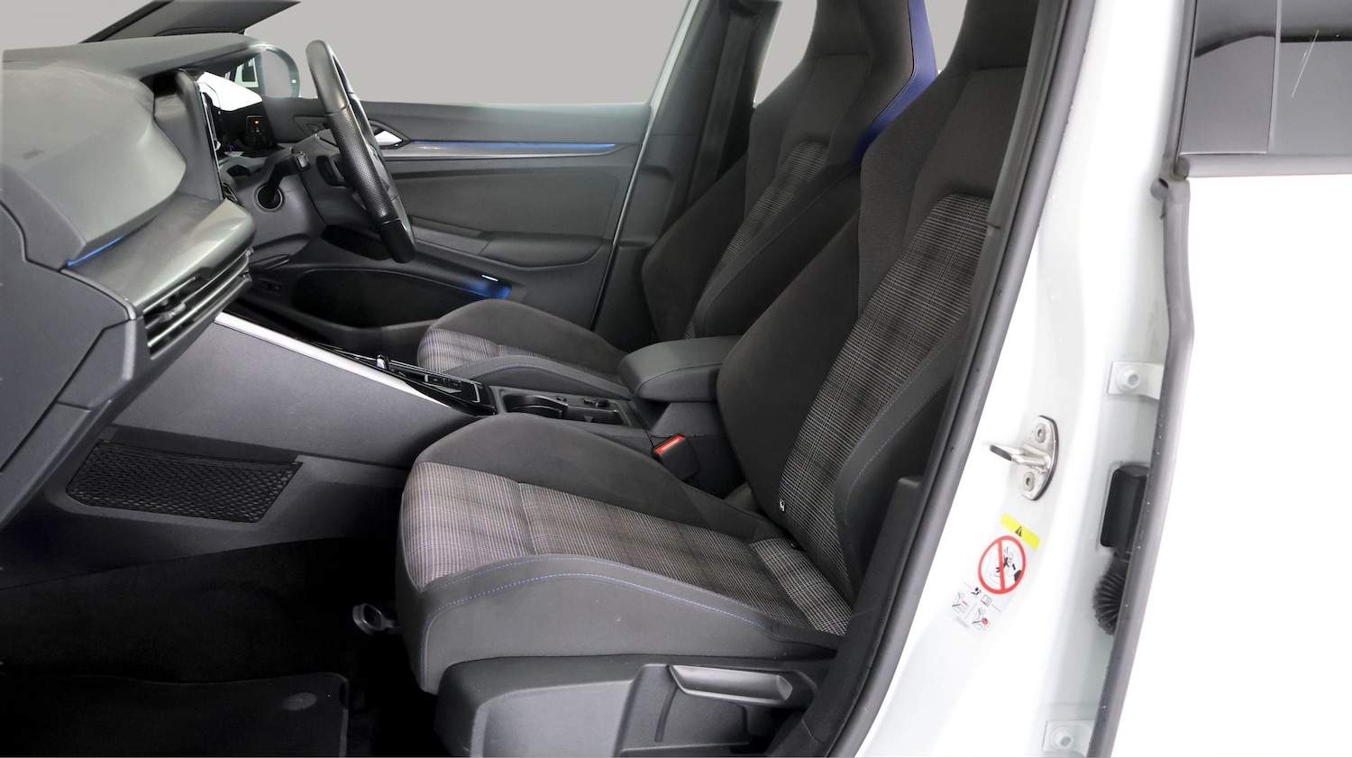 Used Volkswagen Golf 2023 for sale - 77799681: Photo 14