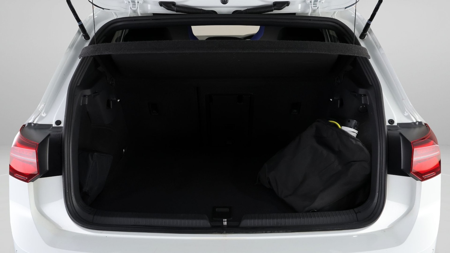 Used Volkswagen Golf 2023 for sale - 77799681: Photo 17