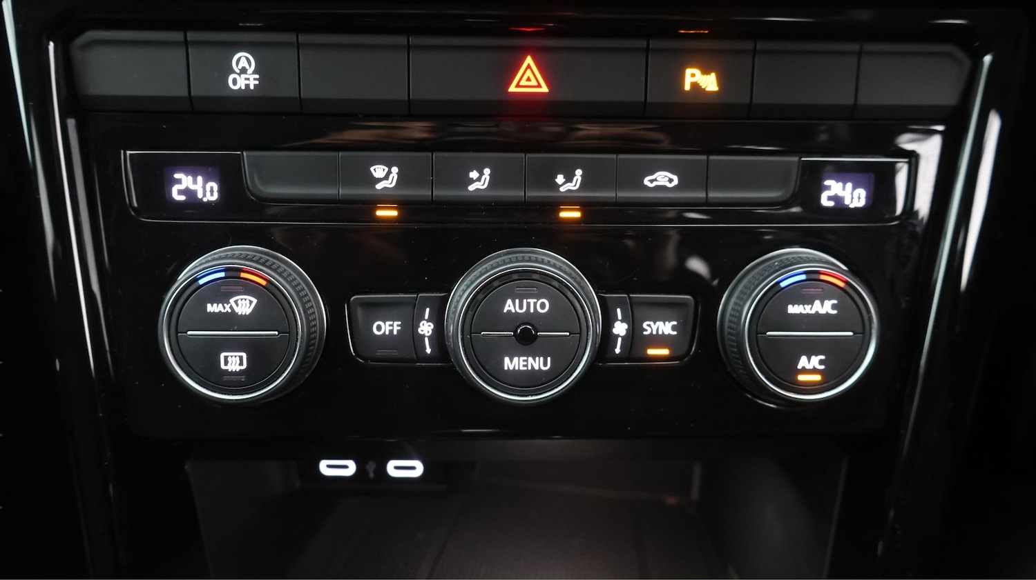 Used Volkswagen T-Roc 2021 for sale - 77393784: Photo 11