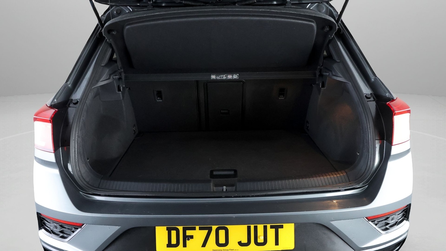 Used Volkswagen T-Roc 2021 for sale - 77393784: Photo 16