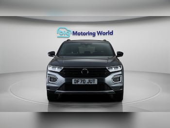 Used Volkswagen T-Roc 2021 for sale - 77393784: Photo