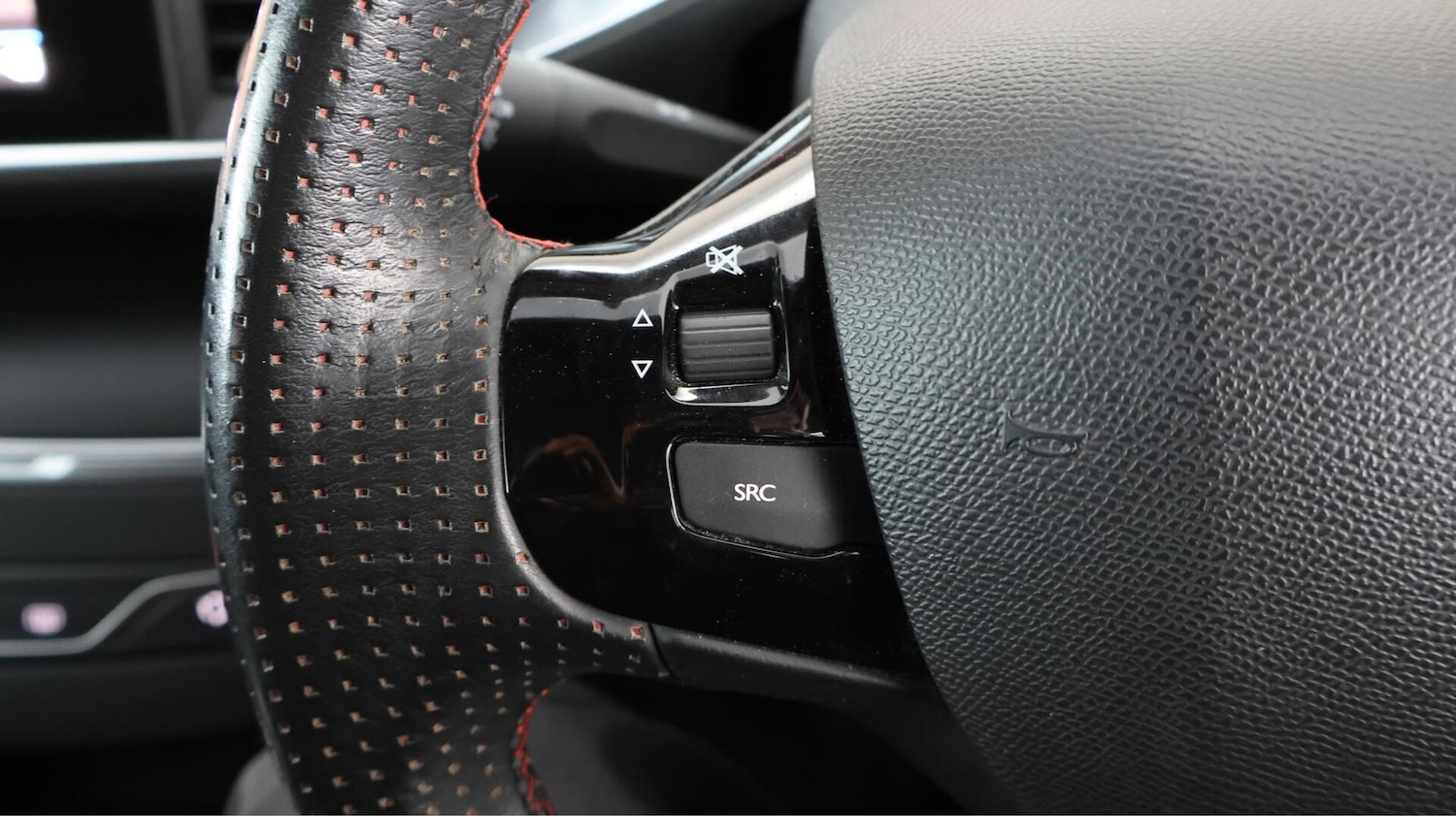 Used Peugeot 308 2019 for sale - 76432887: Photo 23