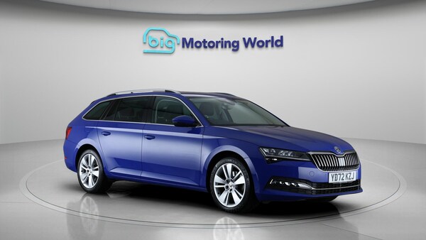Used Skoda Superb 2022 for sale - 76200646: Photo 2