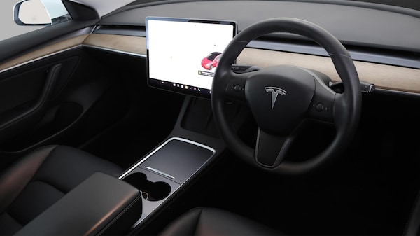 Used Tesla Model 3 2021 for sale - 76247029: Photo 10
