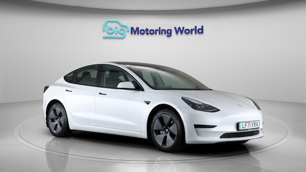 Used Tesla Model 3 2021 for sale - 76247029: Photo 2