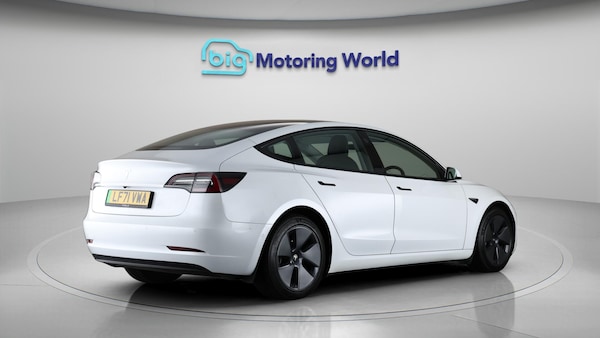 Used Tesla Model 3 2021 for sale - 76247029: Photo 8
