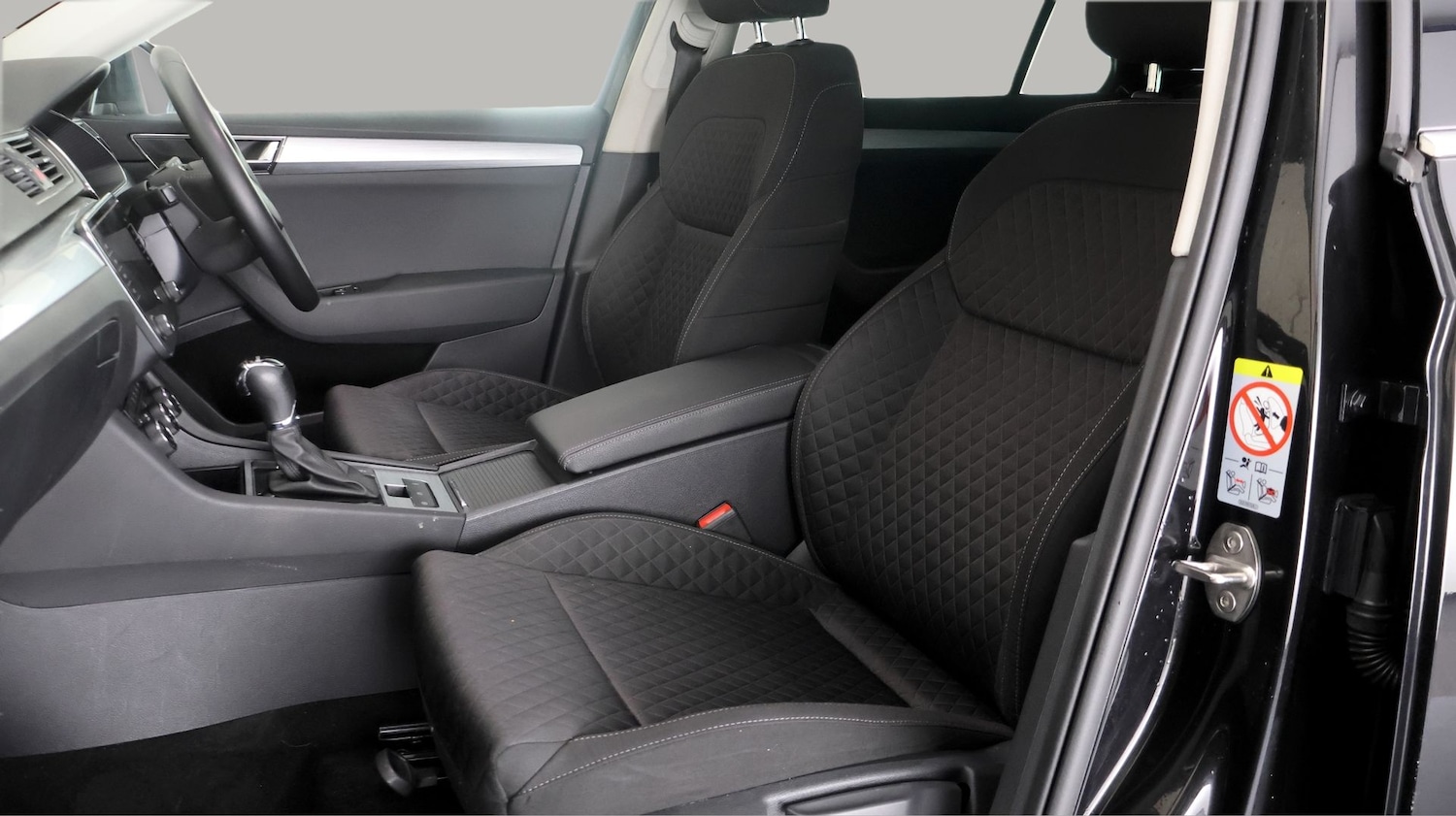 Used Skoda Superb 2023 for sale - 77214766: Photo 14